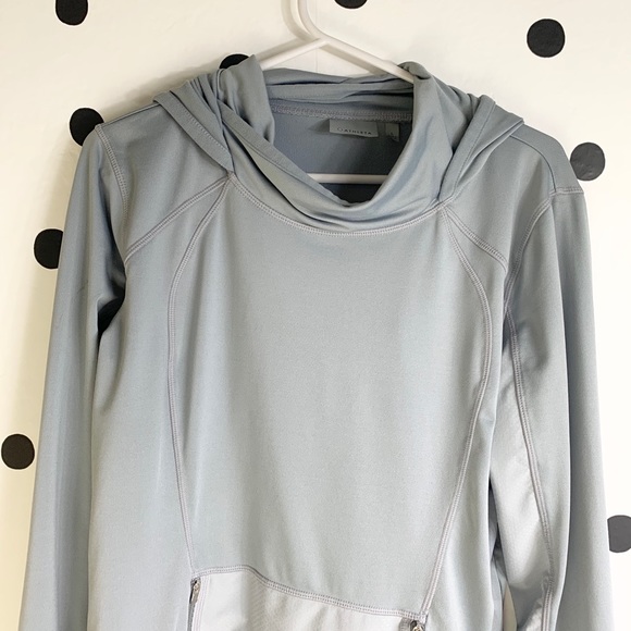SOLD!! ATHLETA PLUSH TECH HOODIE 3.0 GREY SIZE L - Picture 4 of 8
